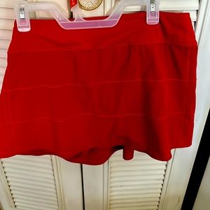 It’s Luluelemon’s Pace Rival mid rise skirt